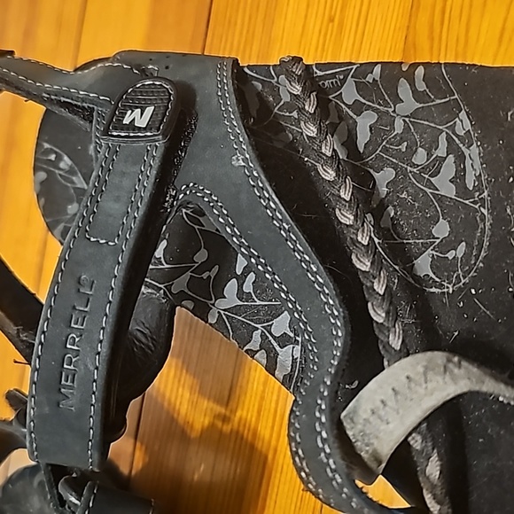 Merrell sandals - Picture 3 of 5
